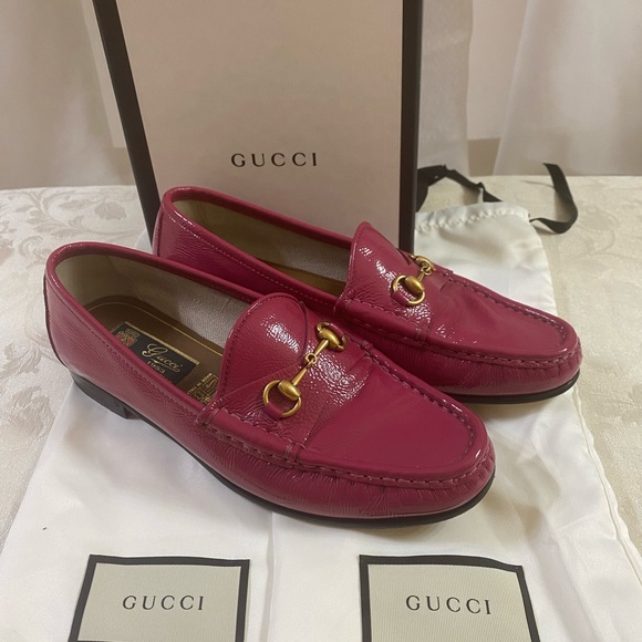 ❌Sold❌Gucci Horsebit Pink Patent Leather Loafers😍like new - Picture 4 of 11